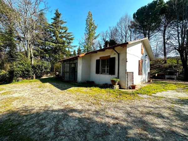 casa indipendente in vendita a Cesena in zona Acquarola
