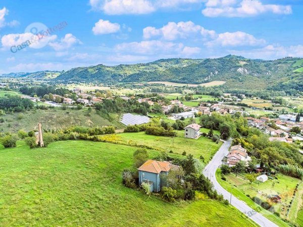 casa indipendente in vendita a Cesena in zona Oltresavio
