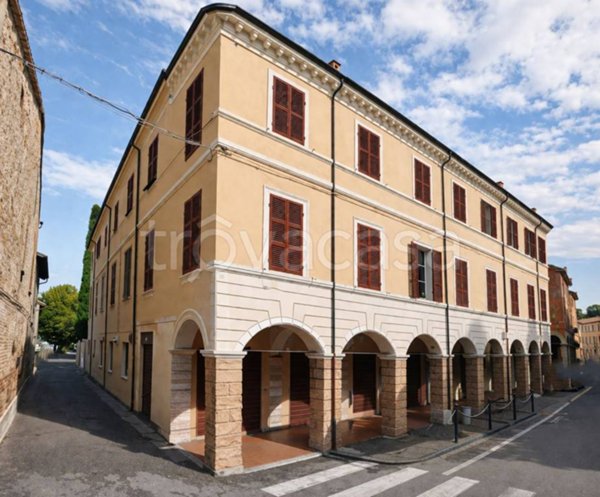 appartamento in vendita a Cesena in zona Centro Storico