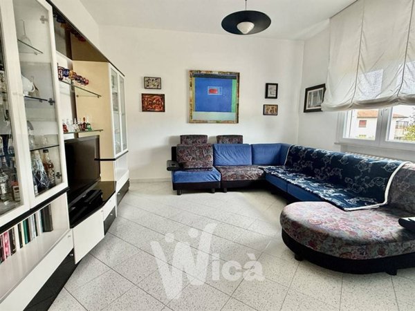 casa indipendente in vendita a Cesena in zona Ponte Pietra