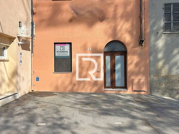 appartamento in vendita a Cesena in zona Centro Storico