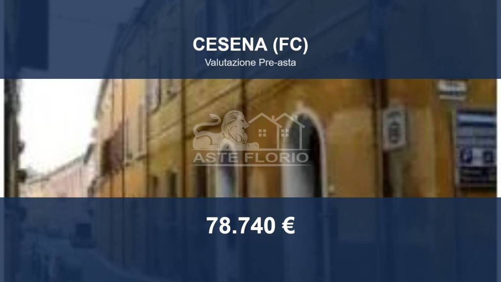 negozio in vendita a Cesena in zona Centro Storico