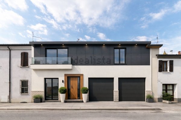 appartamento in vendita a Cesena in zona San Carlo