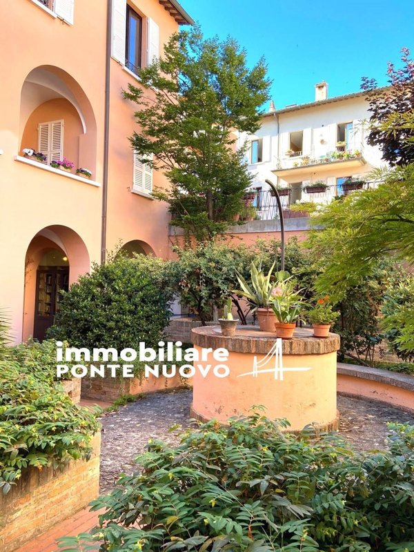 appartamento in vendita a Cesena in zona Centro Storico