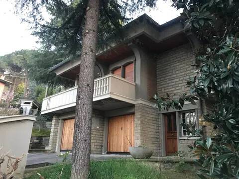 casa indipendente in vendita a Cesena in zona Cesuola