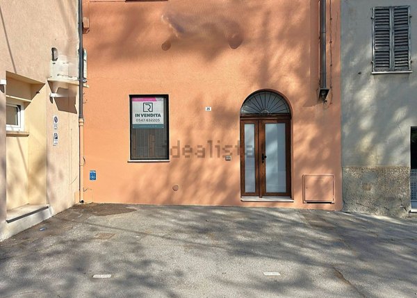 appartamento in vendita a Cesena in zona Centro Storico