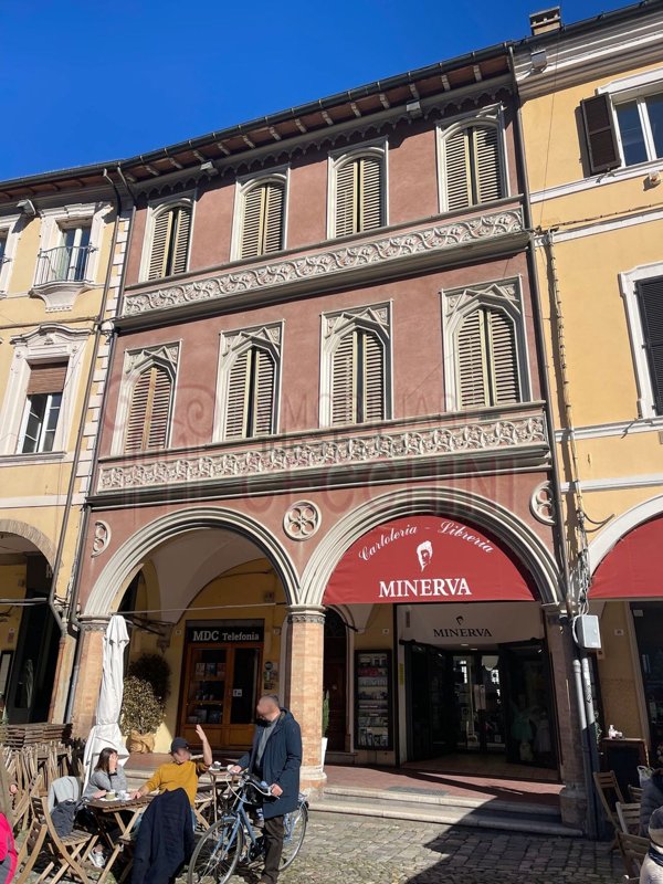 appartamento in vendita a Cesena in zona Centro Storico