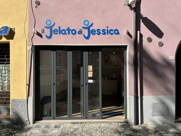 negozio in vendita a Cesena in zona Bagnile