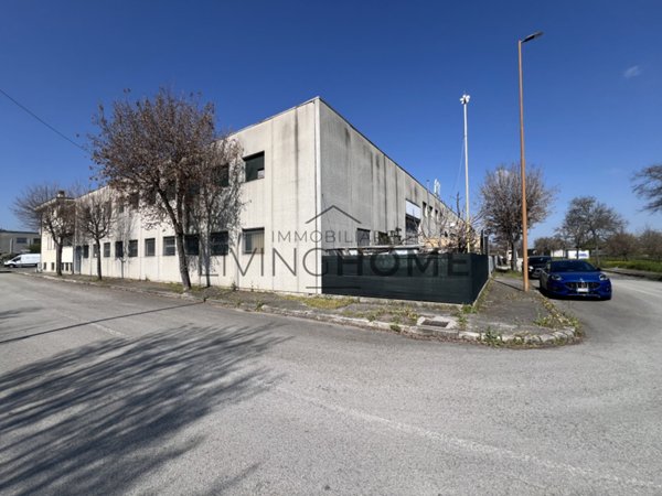 ufficio in vendita a Cesena in zona Torre del Moro