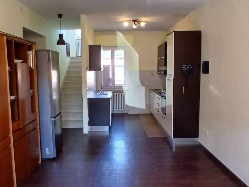 casa indipendente in vendita a Cesena in zona Ponte Pietra