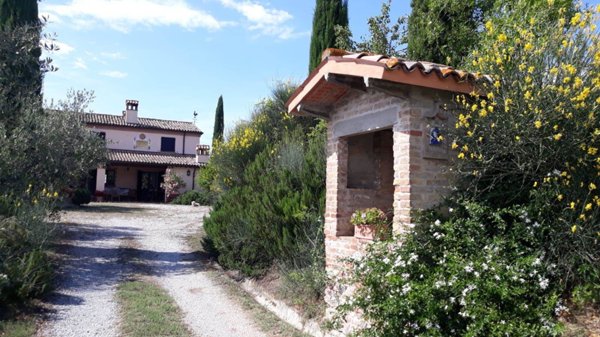 casa indipendente in vendita a Cesena