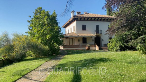 casa indipendente in vendita a Cesena in zona Montereale