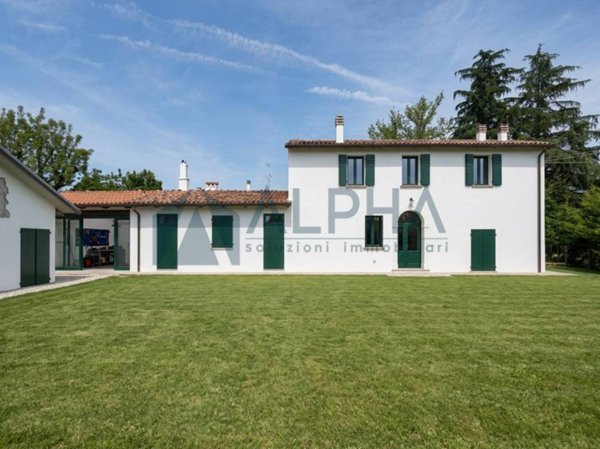 casa indipendente in vendita a Cesena in zona San Vittore