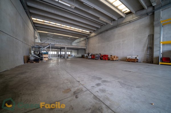 ufficio in vendita a Cesena