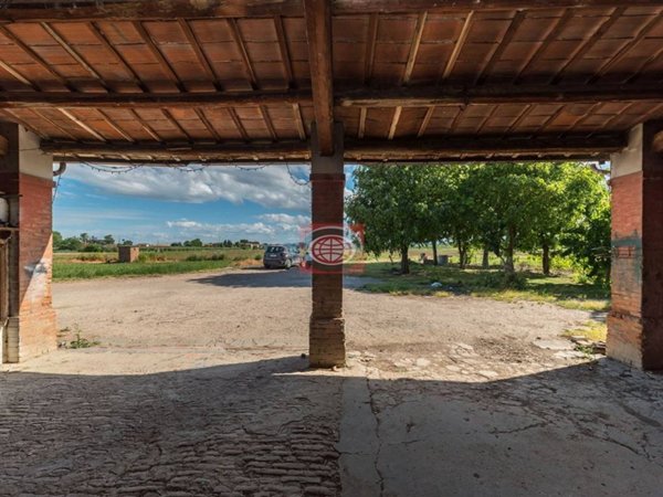 casa indipendente in vendita a Cesena in zona Centro Storico