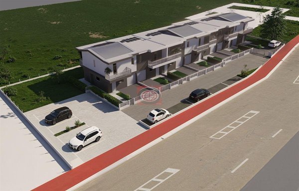 casa indipendente in vendita a Cesena