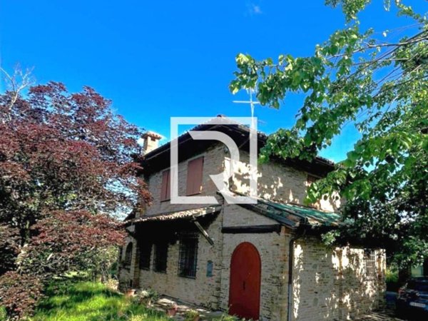 casa indipendente in vendita a Cesena in zona Calisese