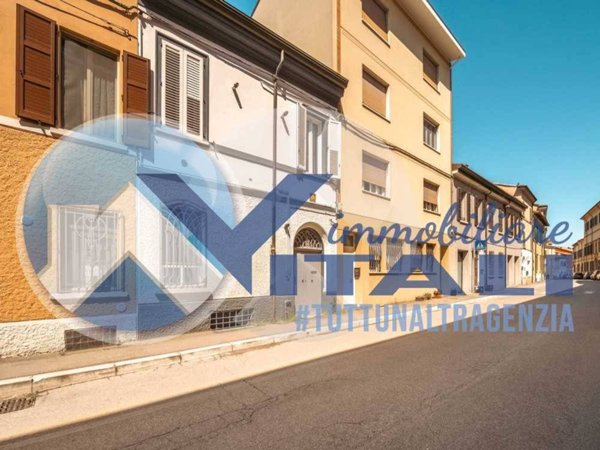 appartamento in vendita a Cesena in zona Centro Storico
