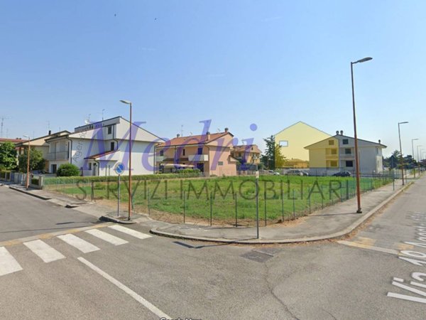 casa indipendente in vendita a Cesena in zona Macerone