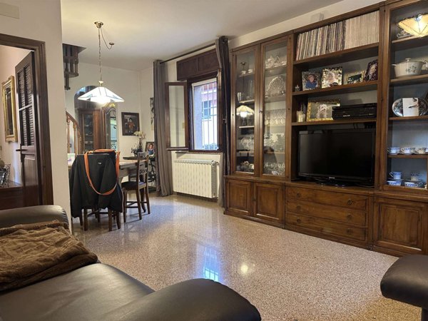 casa indipendente in vendita a Cesena