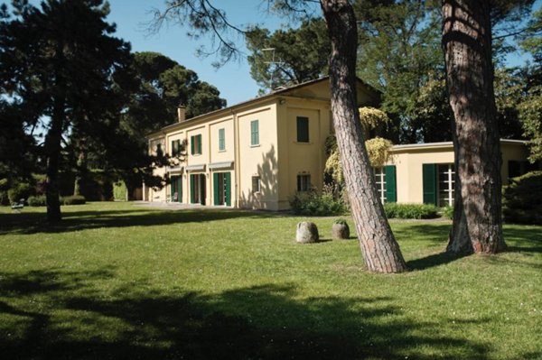 casa indipendente in vendita a Cesena