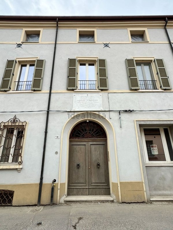 appartamento in vendita a Cesena in zona Centro Storico