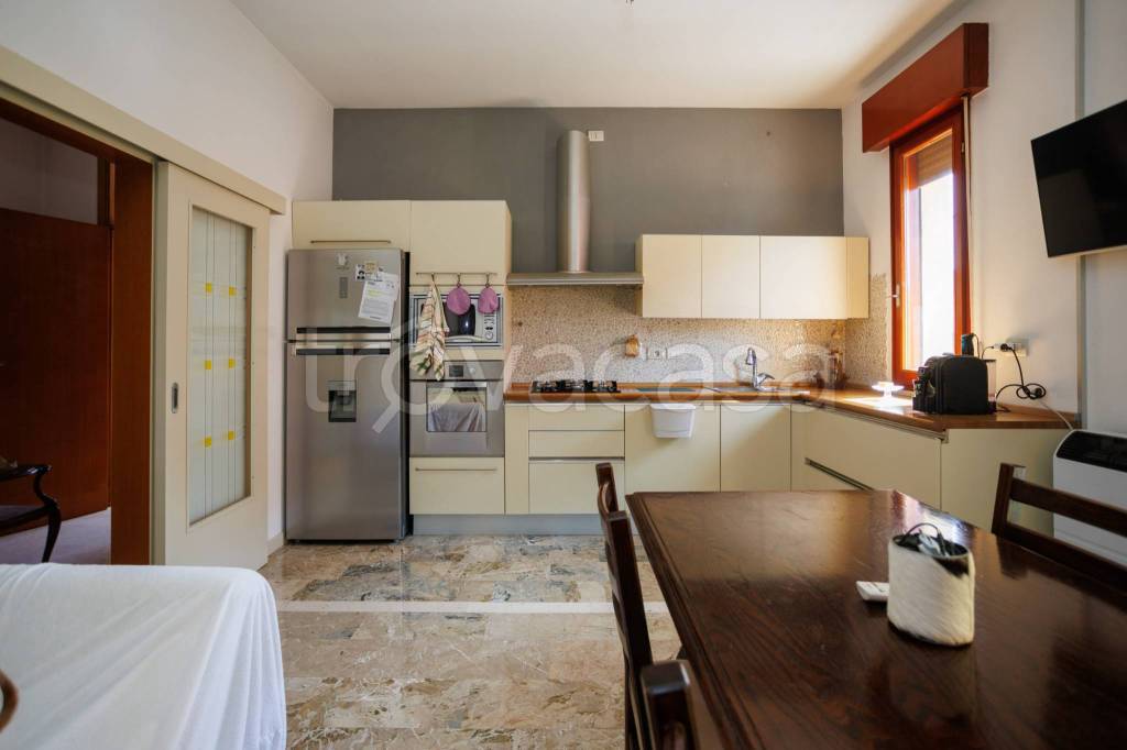 casa indipendente in vendita a Cesena in zona Villa Chiaviche