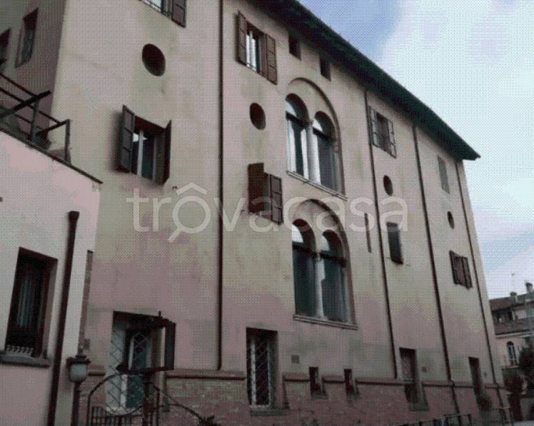 appartamento in vendita a Cesena in zona Centro Storico