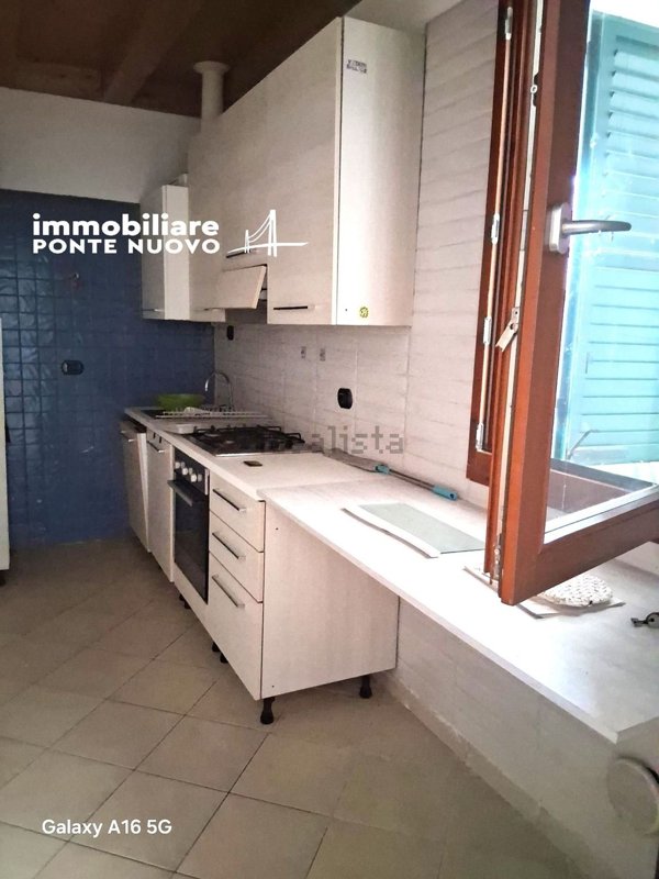 casa semindipendente in vendita a Cesena in zona Centro Storico