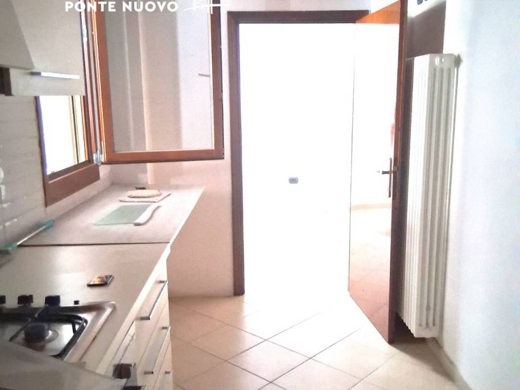 casa indipendente in vendita a Cesena in zona Centro Storico