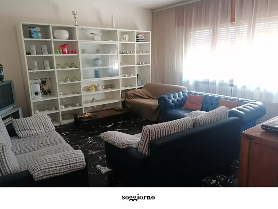 casa indipendente in vendita a Cesena