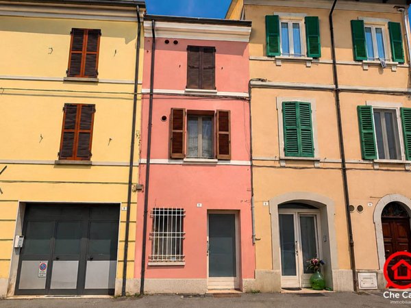 casa indipendente in vendita a Cesena