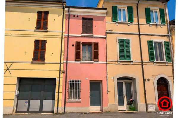 casa semindipendente in vendita a Cesena in zona Centro Storico