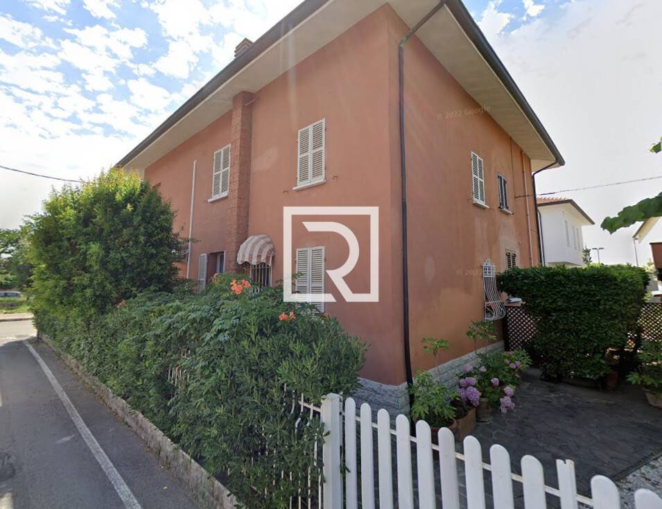 casa indipendente in vendita a Cesena in zona Vigne