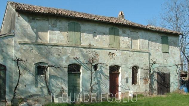 casa indipendente in vendita a Cesena in zona San Cristoforo