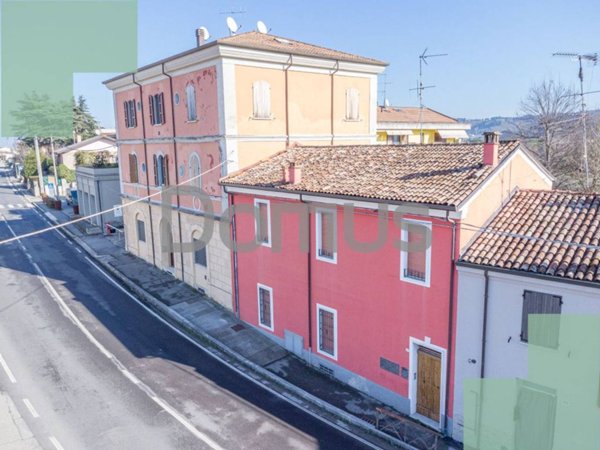 casa indipendente in vendita a Cesena in zona San Carlo