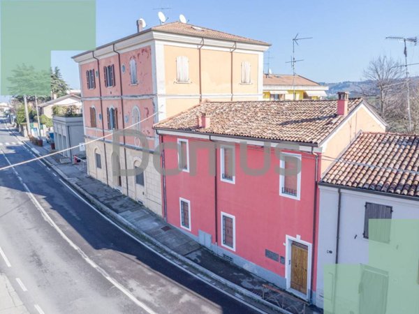 casa indipendente in vendita a Cesena in zona San Carlo