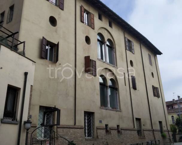 appartamento in vendita a Cesena in zona Centro Storico