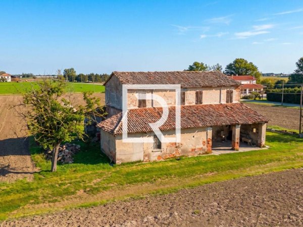 casa indipendente in vendita a Cesena in zona Bagnile