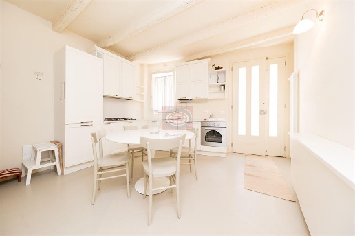 casa indipendente in vendita a Cesena in zona Centro Storico