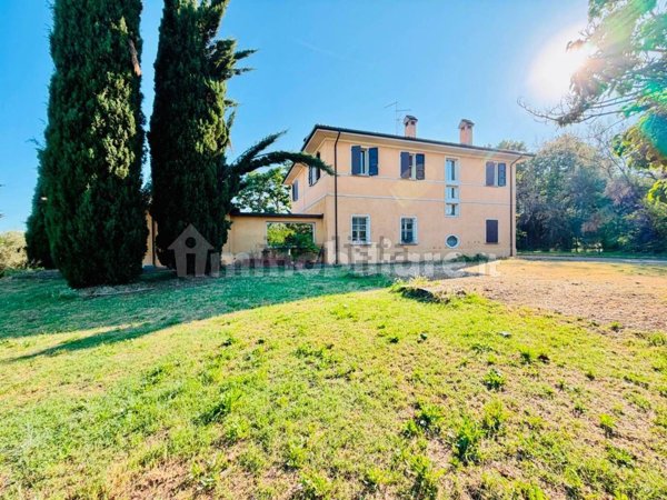 casa indipendente in vendita a Cesena in zona Calisese