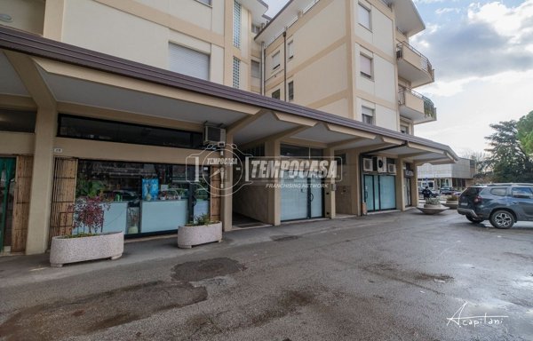 negozio in vendita a Cesena in zona Sant'Egidio