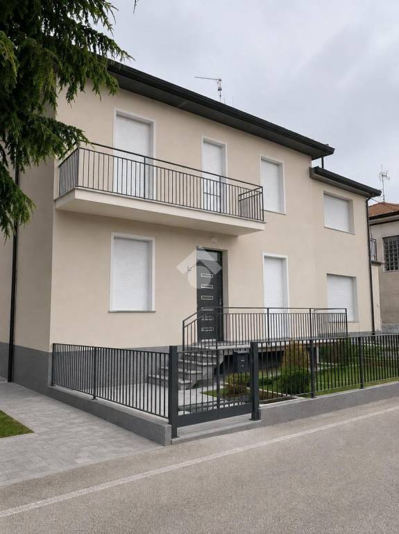 appartamento in vendita a Cesena in zona San Carlo
