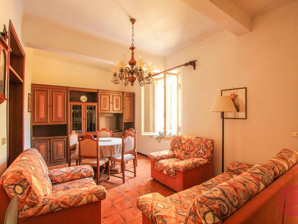 casa indipendente in vendita a Cesena in zona Centro Storico