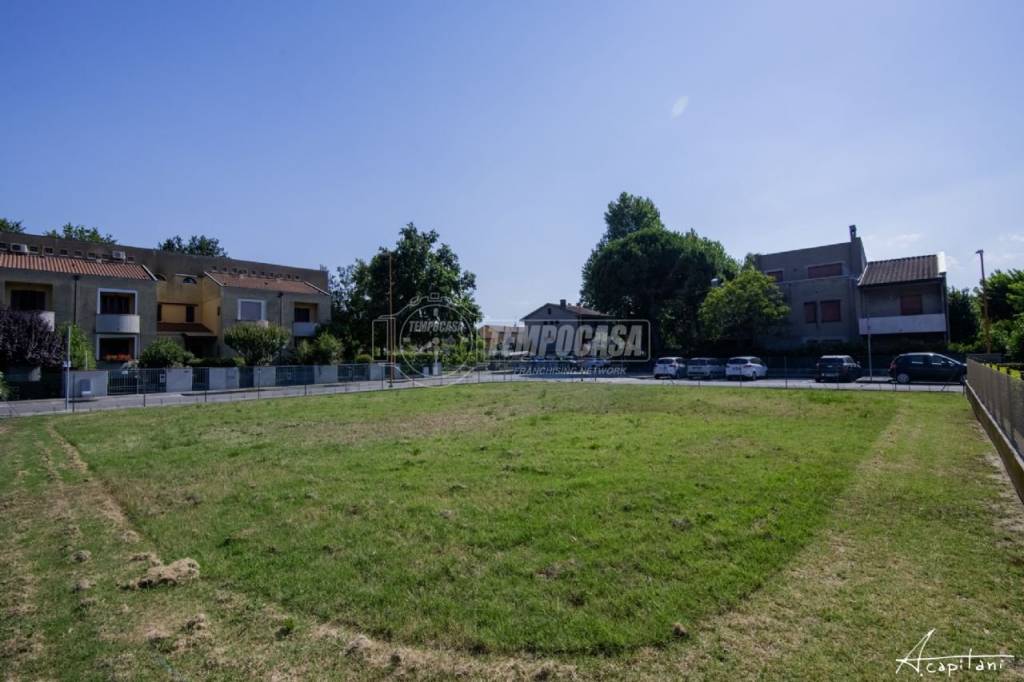 terreno edificabile in vendita a Cesena in zona Macerone
