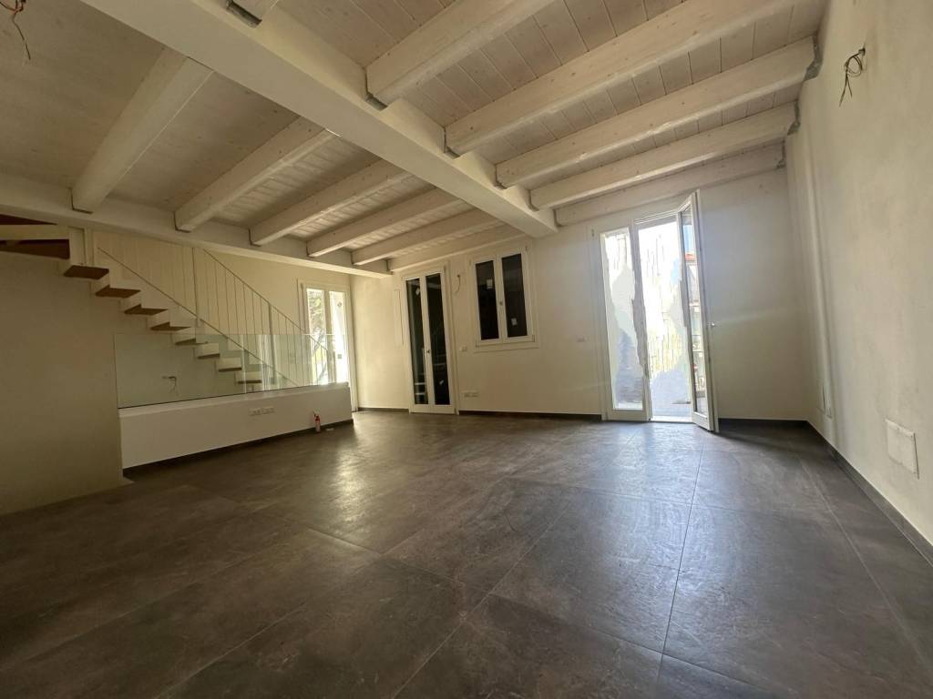 casa indipendente in vendita a Cesena in zona San Rocco