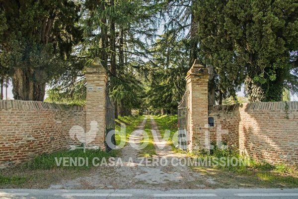 casa indipendente in vendita a Cesena in zona Il Trebbo
