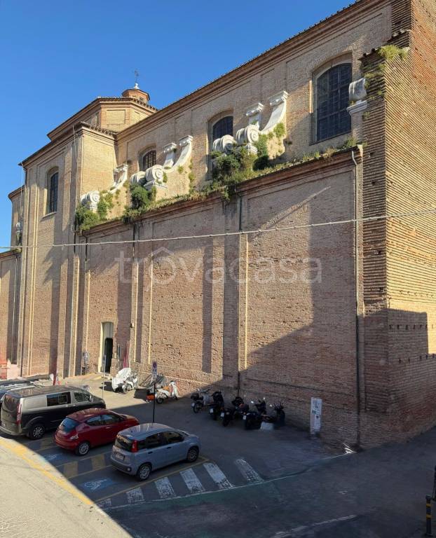 appartamento in vendita a Cesena in zona Centro Storico