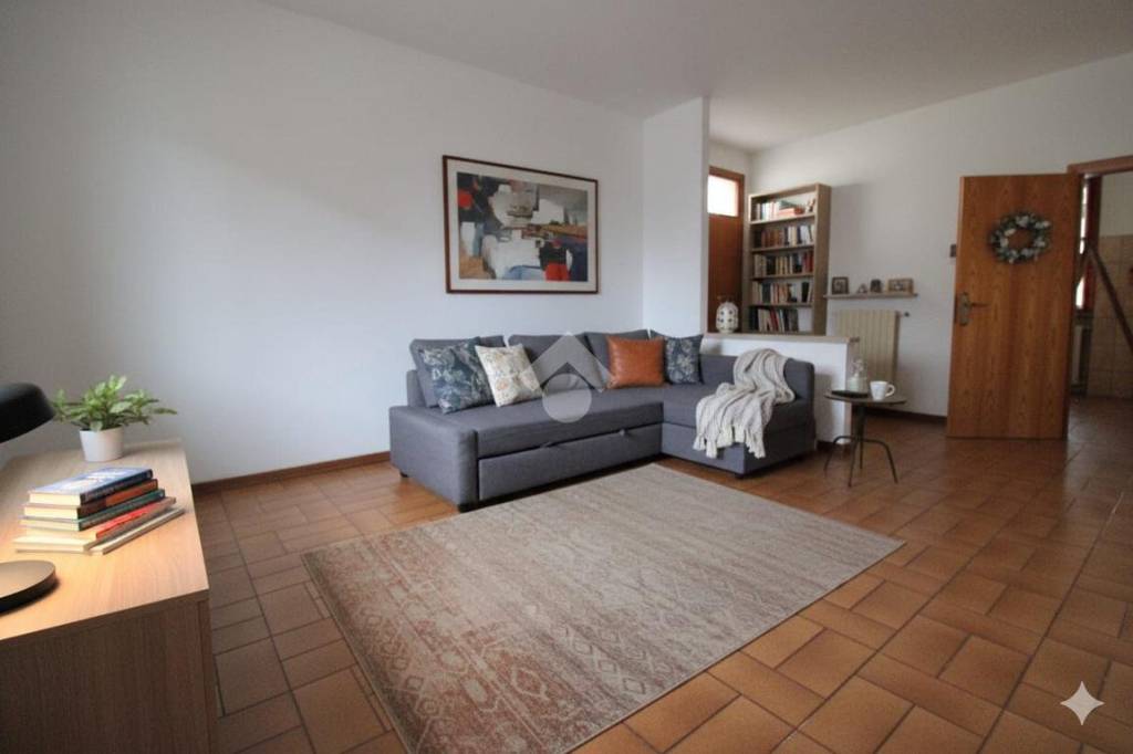 casa indipendente in vendita a Cesena in zona San Giorgio