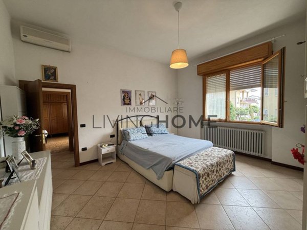 casa indipendente in vendita a Cesena in zona Vigne